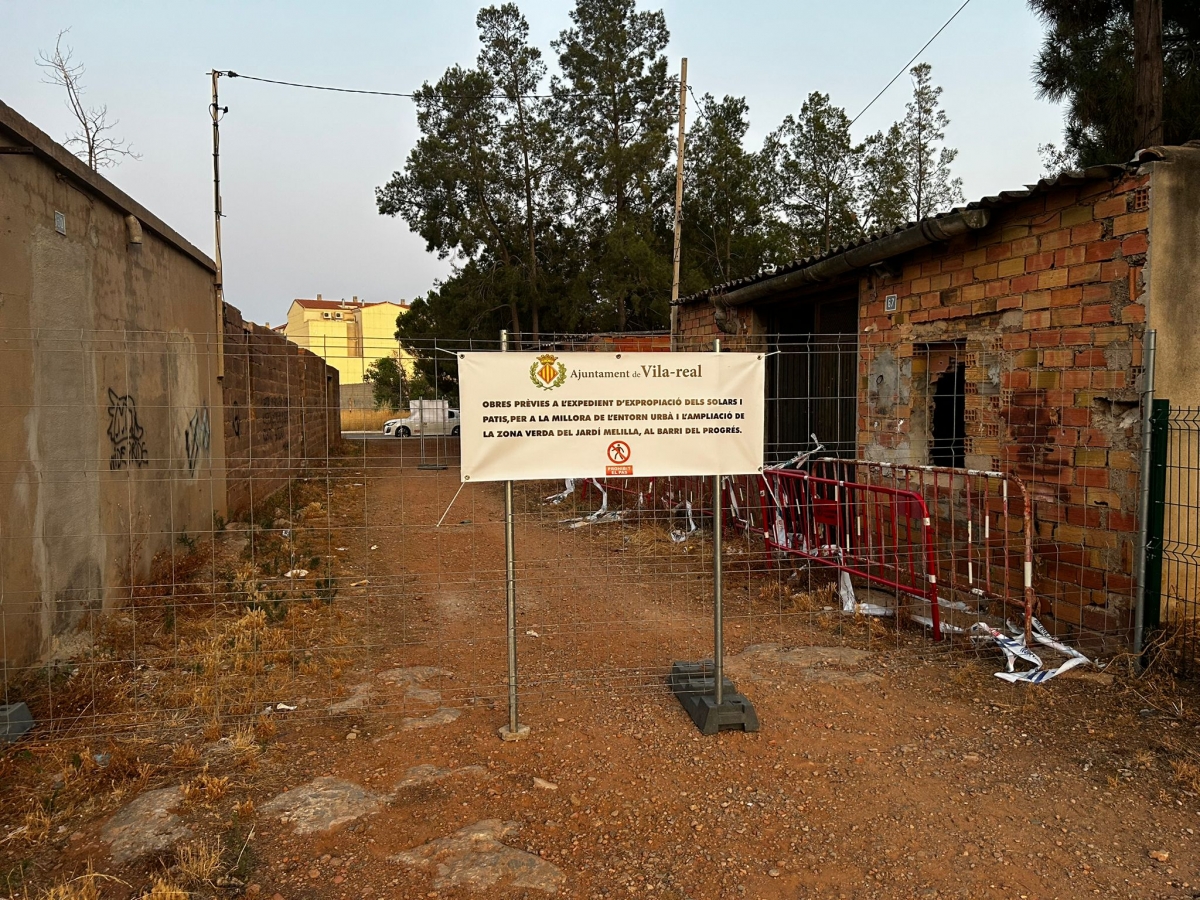 Vila-real bloqueja l'accés a les cases en ruïna del barri del Progrés, pas previ a la millora de l'entorn urbà