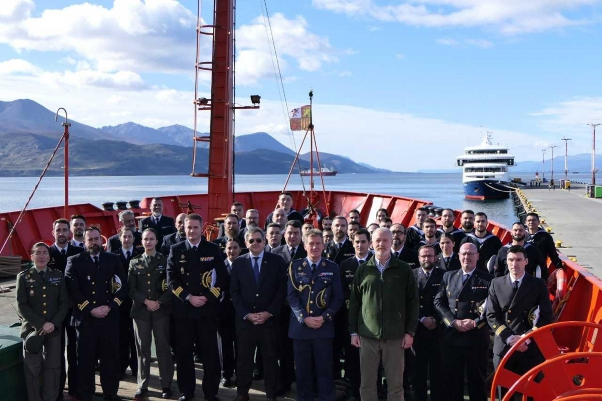 El Hespérides regresa a Cartagena