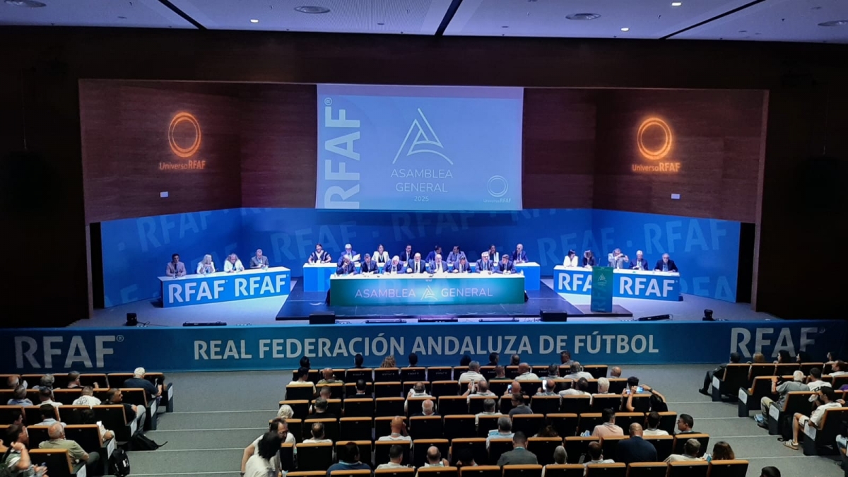 La asamblea de la RFAF celebrada este sábado en Dos Hermanas. - Foto: RFAF