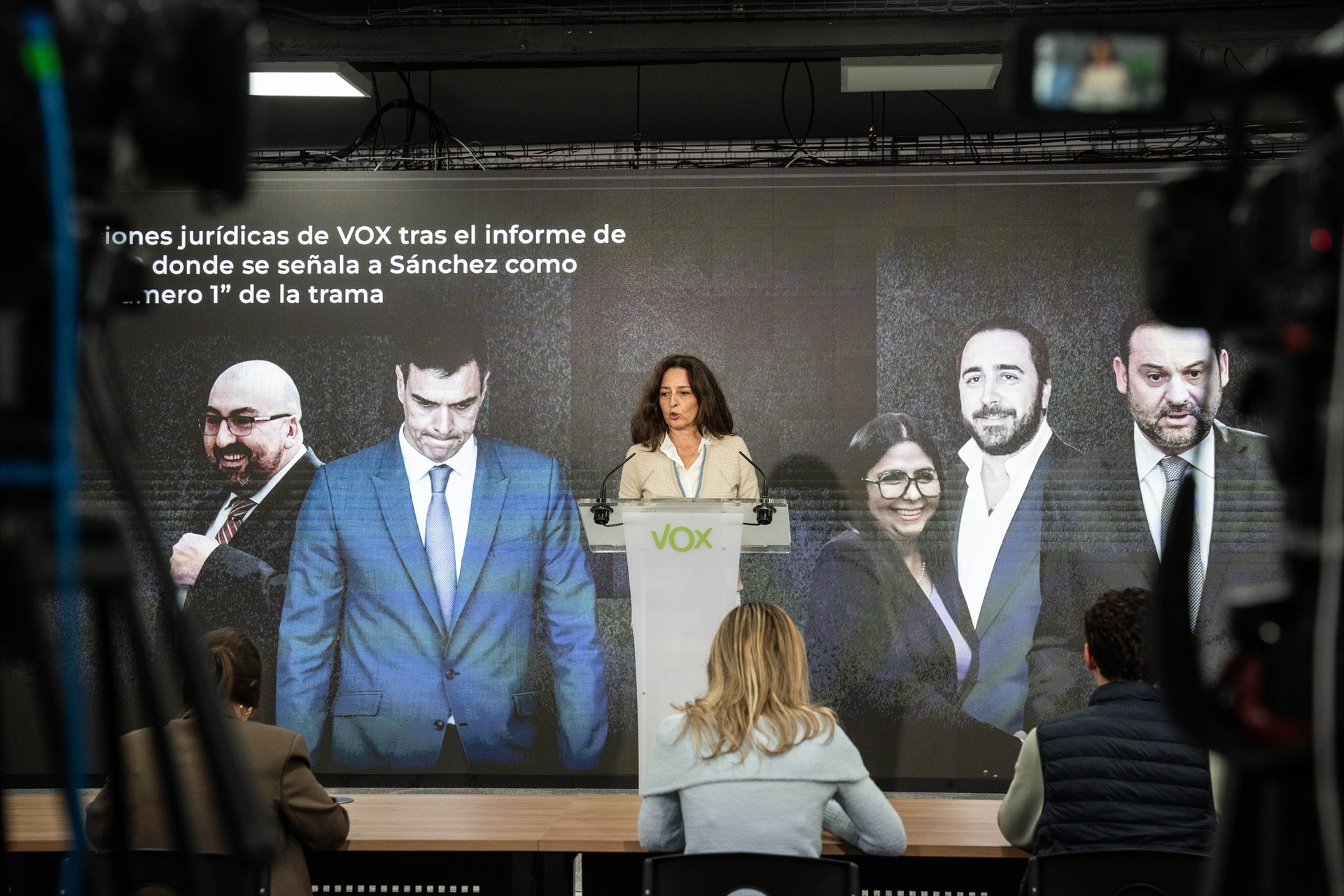 Vox endurece su acción jurídica por el 'caso Koldo' y se querellará contra Armengol por los contratos