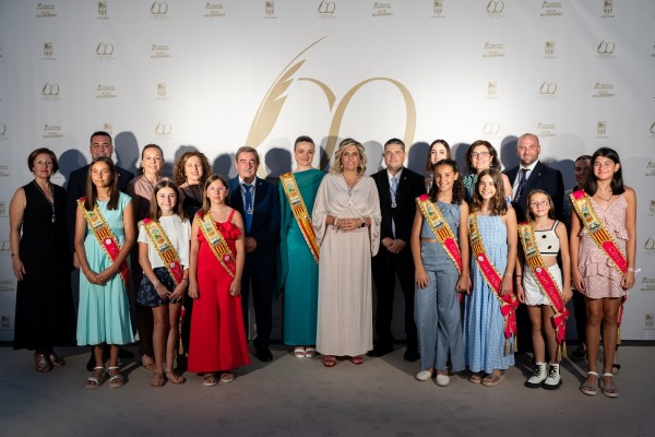 Vall d’Alba celebra su centenario con un emotivo homenaje colectivo a toda la ciudadanía