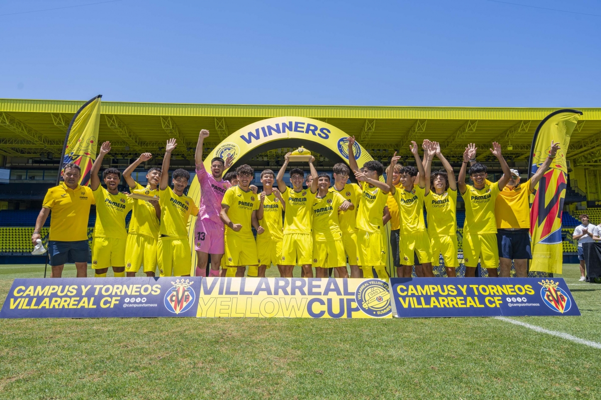 Más de 2.500 jóvenes brillan en el torneo de verano del Villarreal CF