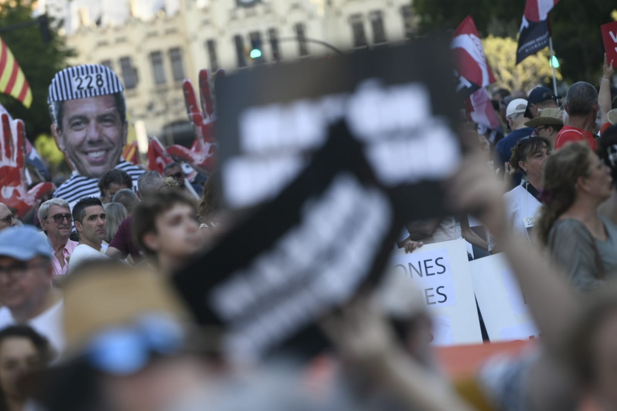 Octava manifestación contra la gestión de la Dana. - Foto: KIKE TABERNER