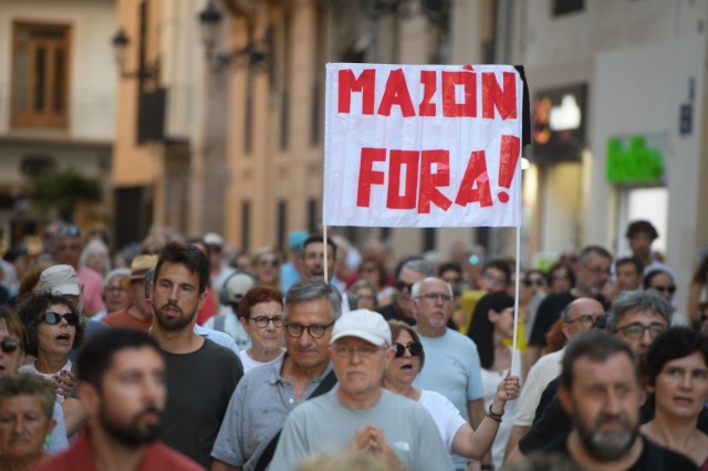 La novena manifestación contra Mazón por la Dana salta a la zona cero al cumplirse 9 meses