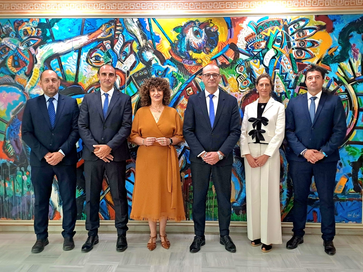 Eliminar las aulas modulares, apoyo a la FP y 320 millones para la concertada: Educación presenta sus Presupuestos en la Región