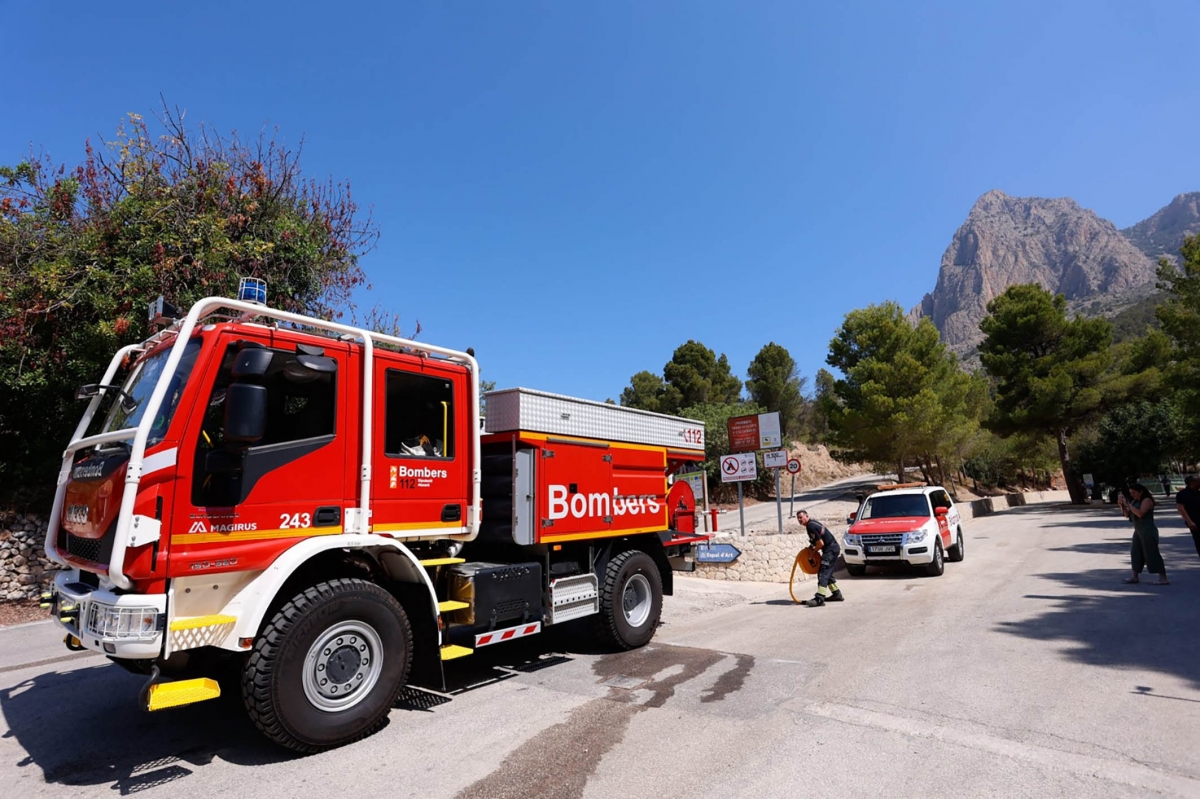 La Diputación de Alicante recupera un depósito de aguas en Finestrat para la extinción de incendios