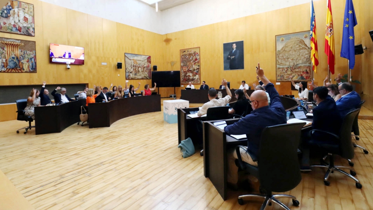 La paella del Aitona ya es de Benidorm: la ciudad rendirá homenaje al sector hostelero local