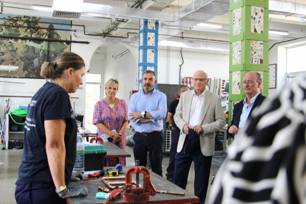 Castelló refuerza su liderazgo en inserción laboral: lanza cuatro talleres de empleo para 144 parados