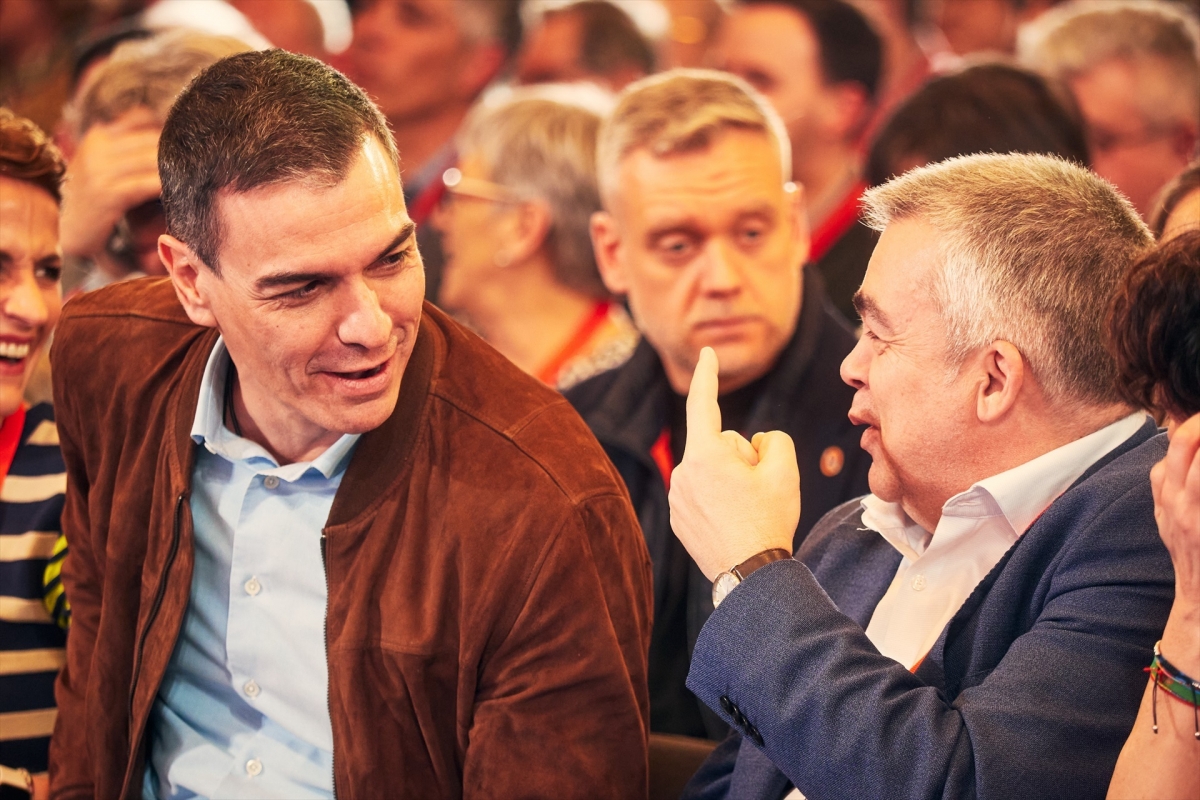 Pedro Sánchez y Santos Cerdán. - Foto: EP/Eduardo Sánchez Pedro Sánchez y Santos Cerdán.