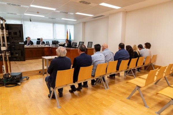 La Audiencia rechaza la recusación de un magistrado que juzgó el 'caso uniformes' de Santa Pola por extemporánea