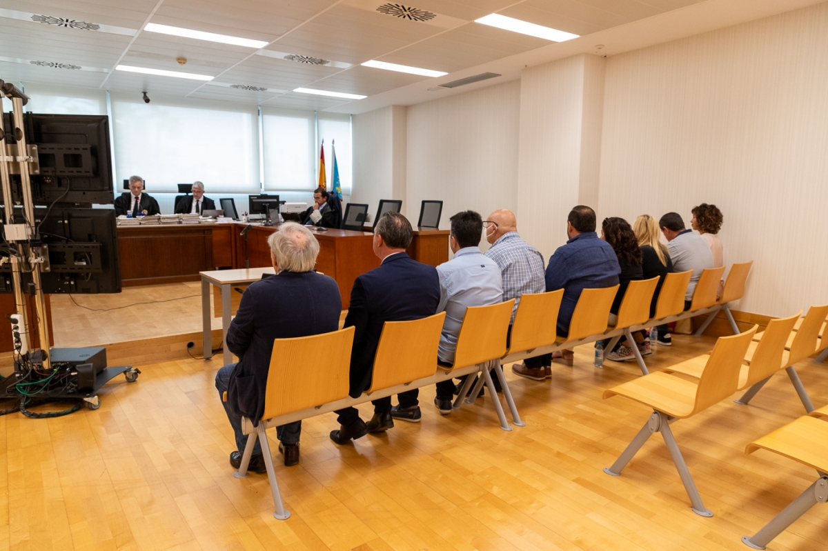 La Audiencia rechaza la recusación de un magistrado que juzgó el 'caso uniformes' de Santa Pola por extemporánea