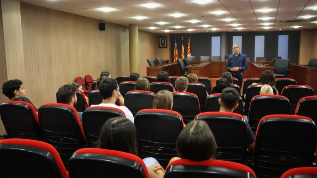 Onda ofrece una primera oportunidad formativa a 20 jóvenes ondenses durante los meses de julio y agosto