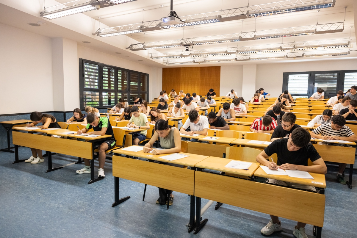 Més de 500 estudiants de Castelló inicien la convocatòria extraordinària de les PAU a l'UJI