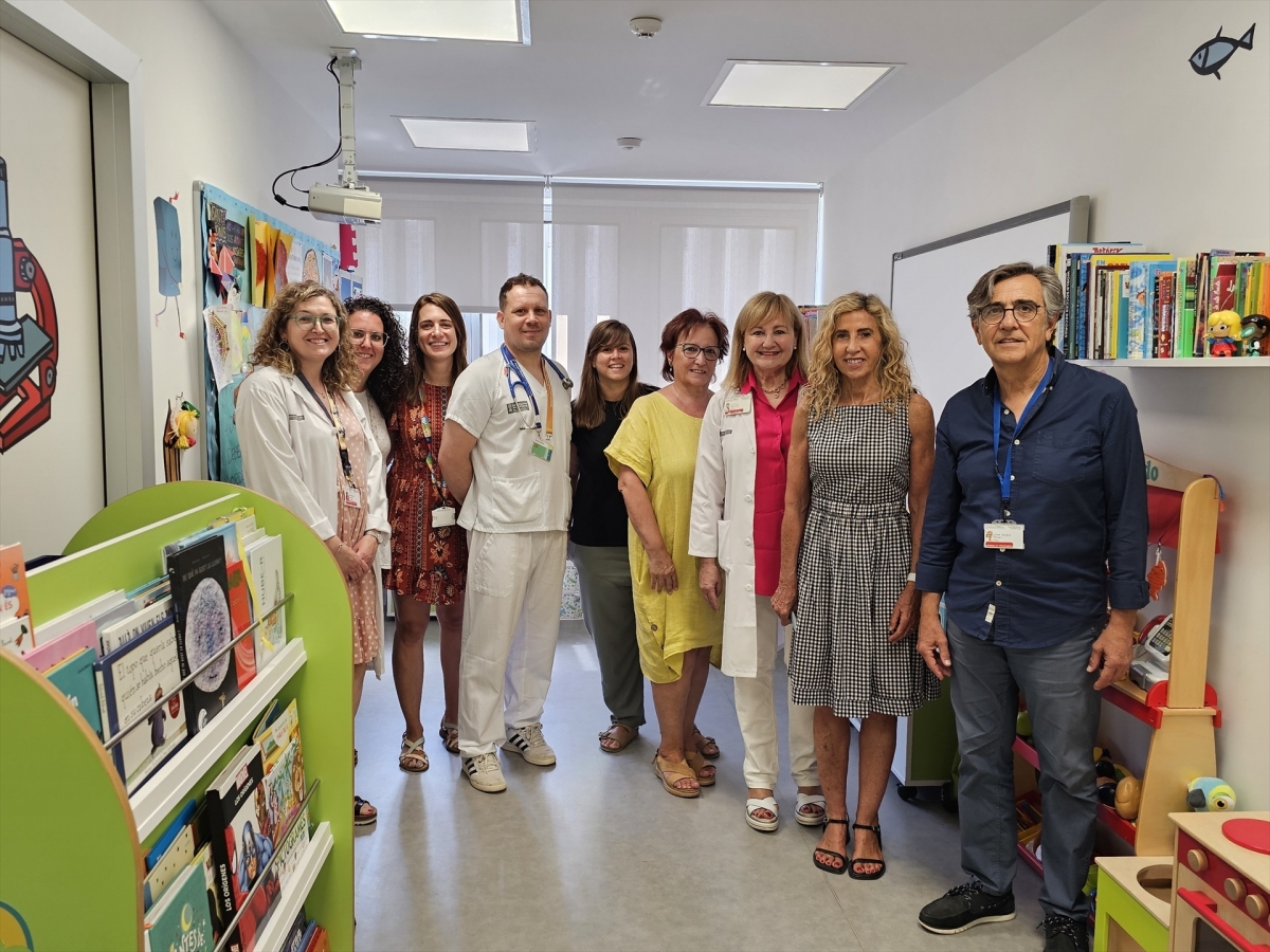 Clínico y Ayuntamiento de València impulsan un proyecto pionero para uso responsable de pantallas en menores pediátricos