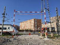 Adif adjudica a Becsa el nuevo paso a nivel de la línea férrea entre Alicante y Agost por 1,5 millones 