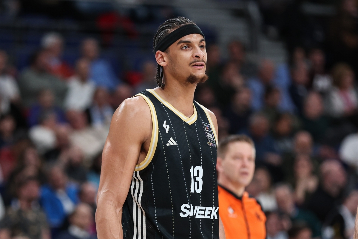El francés Neal Sako está en València para cerrar su fichaje con el Valencia Basket