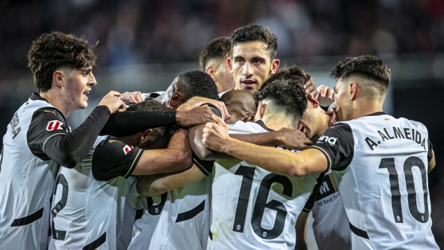 El Valencia empezará LaLiga en Mestalla contra la Real Sociedad y la terminará contra el Barça