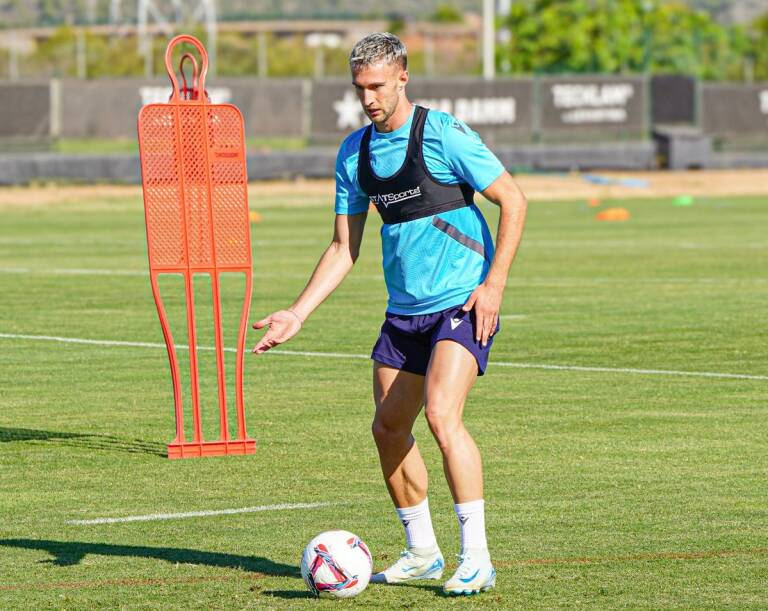 Flakus viajará a Gijón tras el partido de Eslovenia para medirse al Sporting este lunes