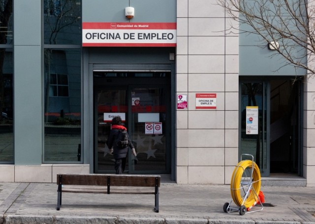 Castellón inicia el verano con 1.000 empleos nuevos y 548 parados menos: despuntan industria, hostelería y comercio