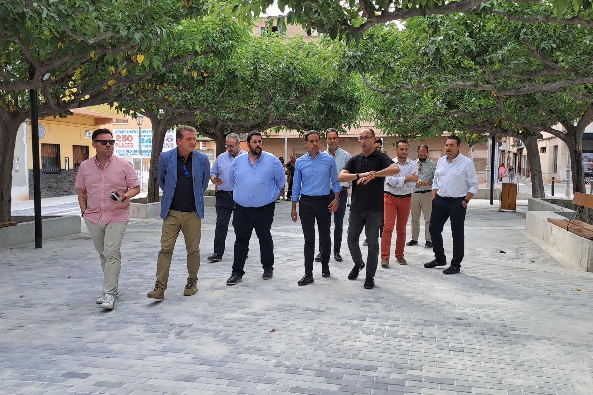 Nules peatonalitza la plaça de Fra Asensi Nebot amb una inversió 241.000 euros del Pla Impulsa