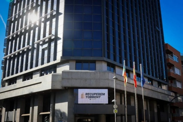 El juzgado sobresee la causa contra el exjefe de prensa de Torrent