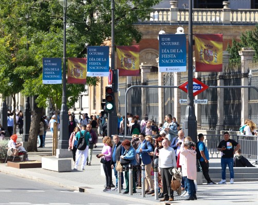 Cancelado el desfile aéreo del 12 de octubre por la lluvia, la Patrulla Águila y el salto en paracaídas
