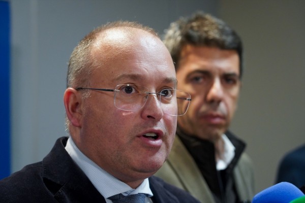 El nombramiento de Tellado como secretario general del PP mejora la posición de Mazón
