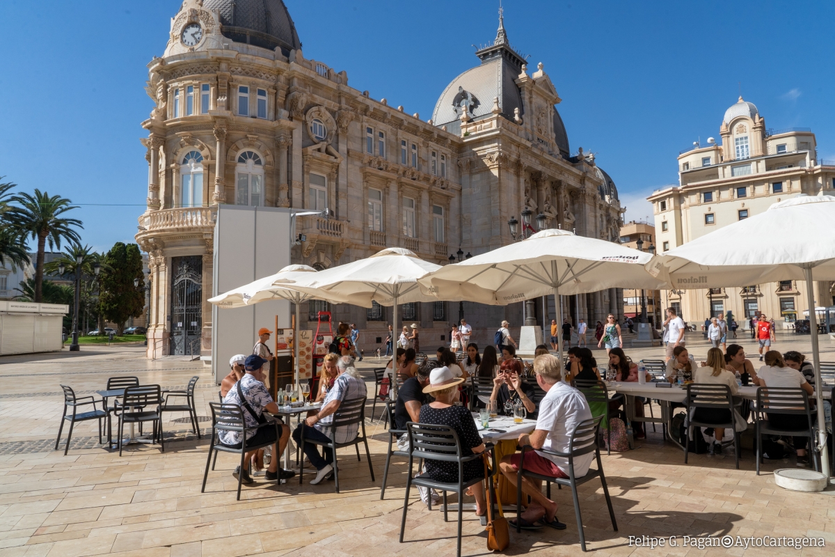 Descenso de un 3,5 % en junio del paro en Cartagena, que acumula una caída de casi 1.000 desempleados desde enero