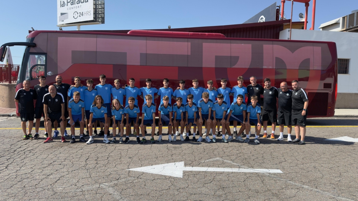 Los murcianos rumbo a Cádiz. - Foto: FFRM