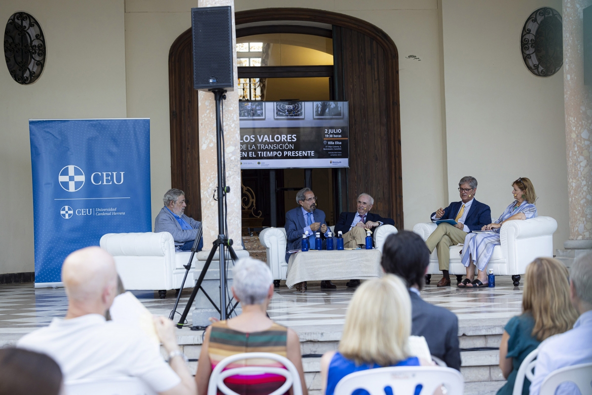 Protagonistas y expertos de la Transición urgen en el CEU a recuperar el consenso de aquella etapa