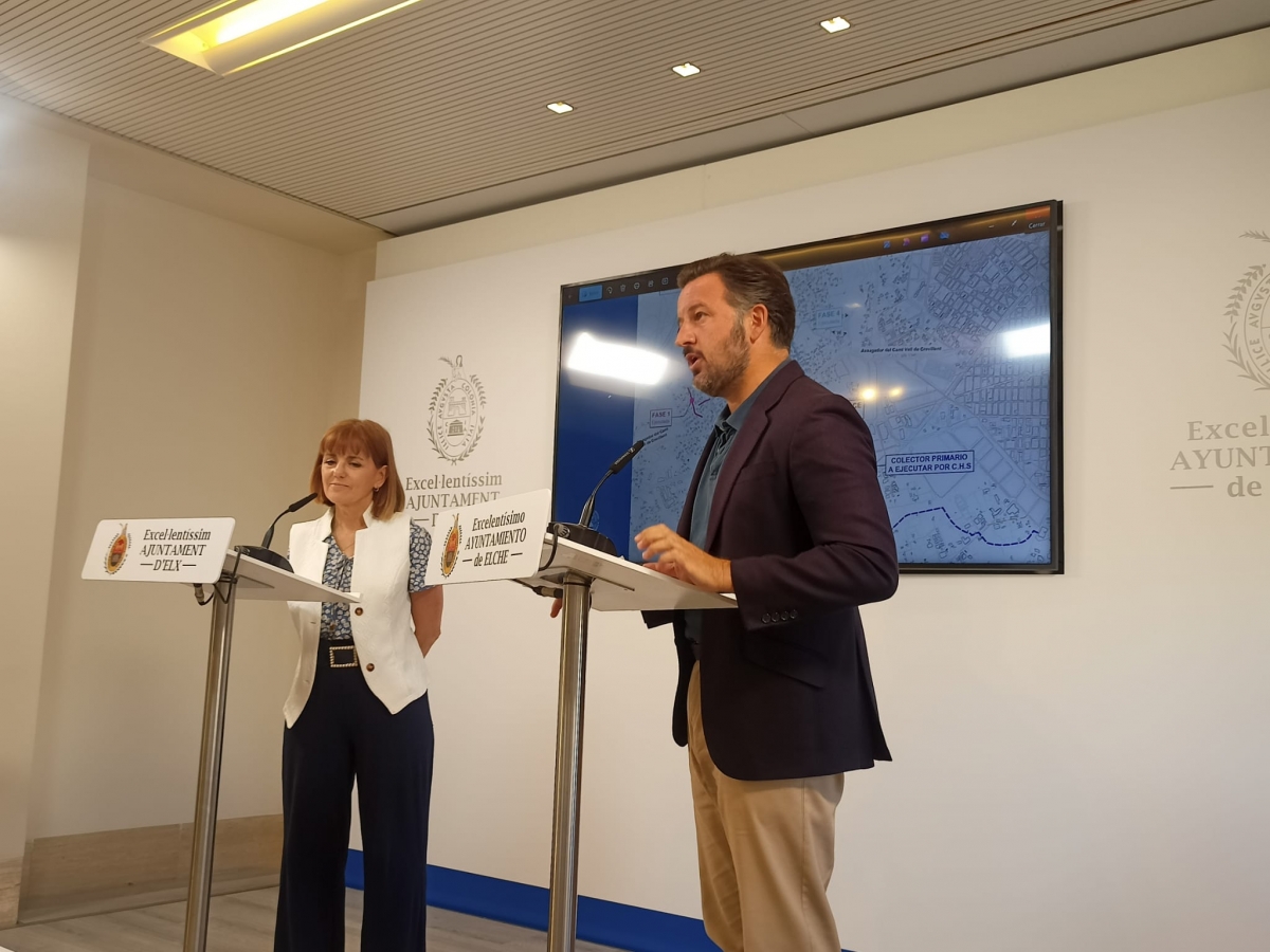 Ruz y Rodil anunciando el proyecto -