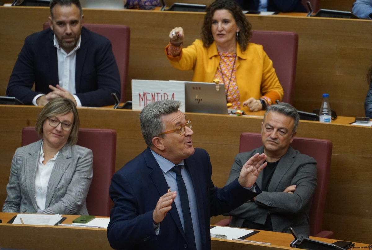 PP, PSPV y Vox convalidan el decreto de reducciones temporales de tarifas de transporte público hasta el 31 de diciembre
