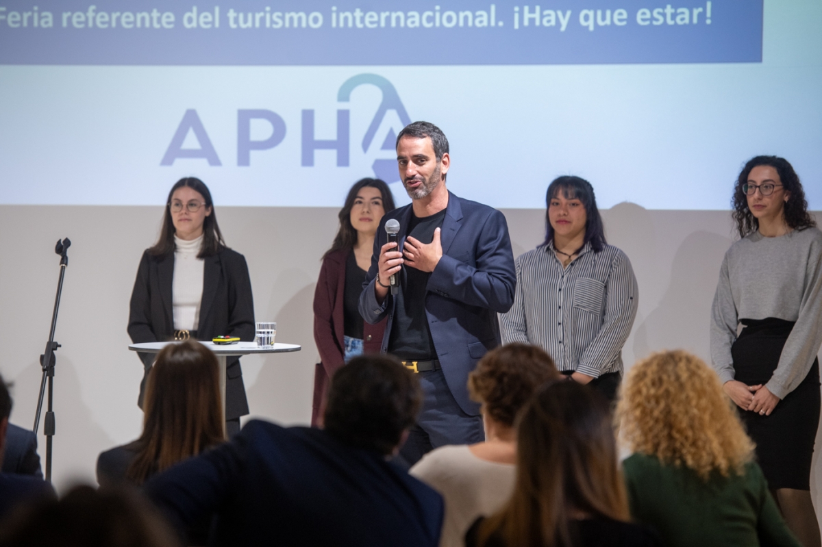 La patronal denuncia inseguridad jurídica en el veto a los bloques turísticos en Alicante