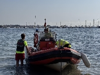 Setenta profesionales velarán por la seguridad en las playas de San Javier hasta el 30 de septiembre