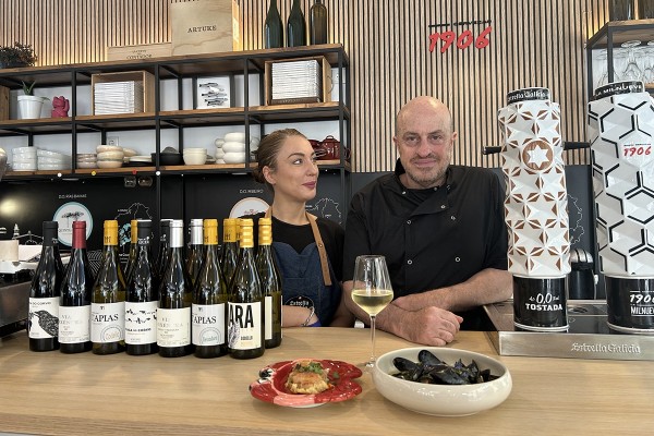 Vinostrum: pasear por El Carmen y quedar rendido a la titaina o una clóchinas y un godello