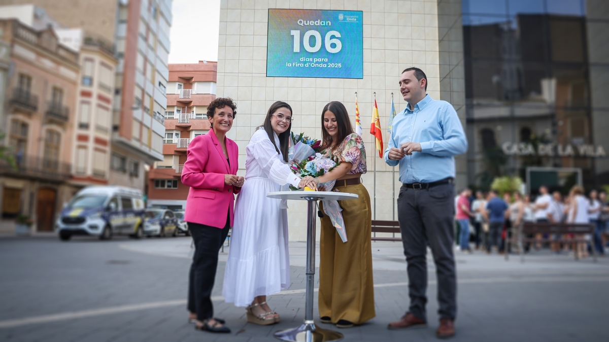 Onda elige a Inés Ramón como reina de la Fira 2025 junto a la dama de honor Paula Rubio