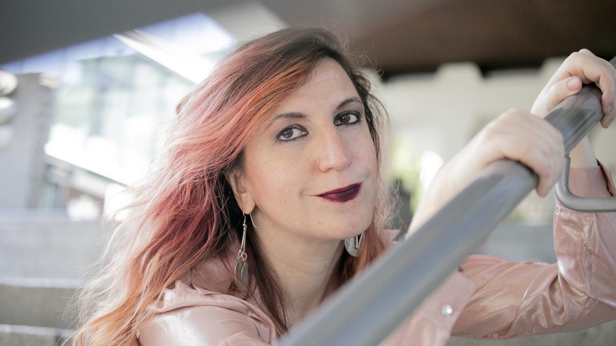 María Velasco: “El arte pone la mirada donde la sociedad lo evita”