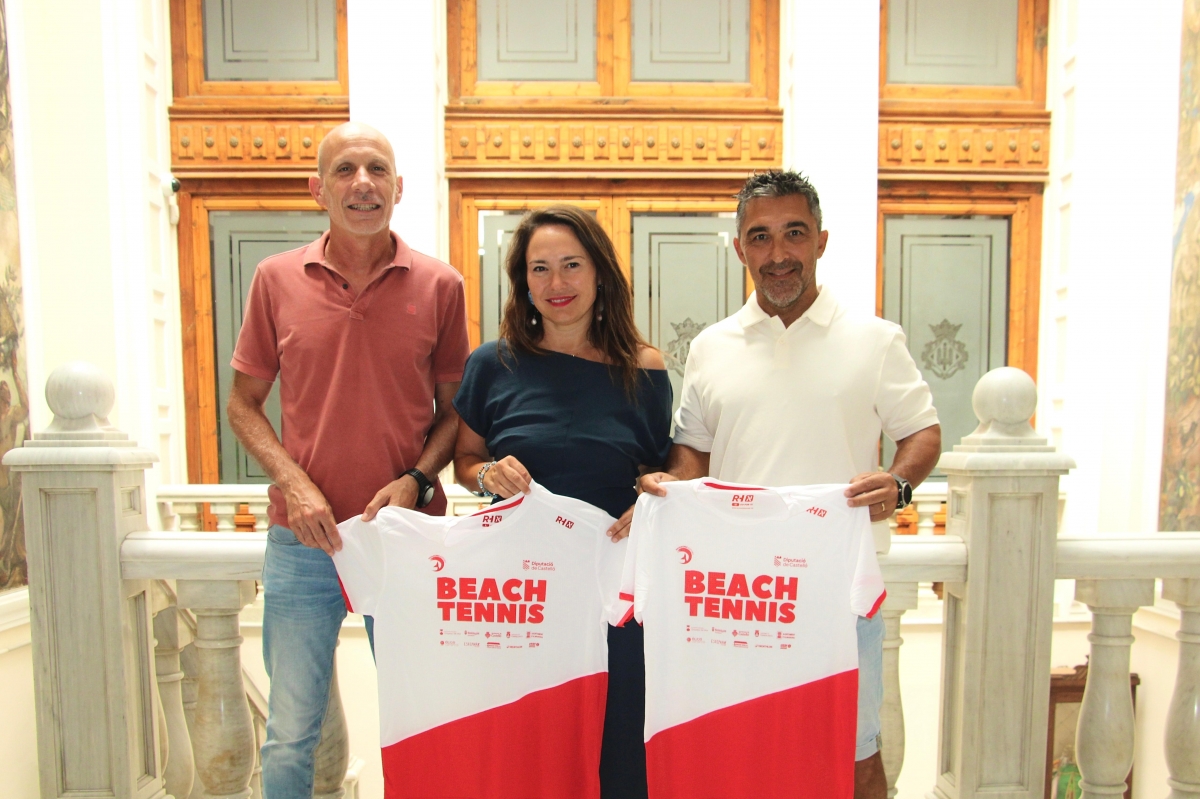 Deporte y ocio al aire libre en la playa del Gurugú: Castelló acoge el Circuito de Beach Tennis