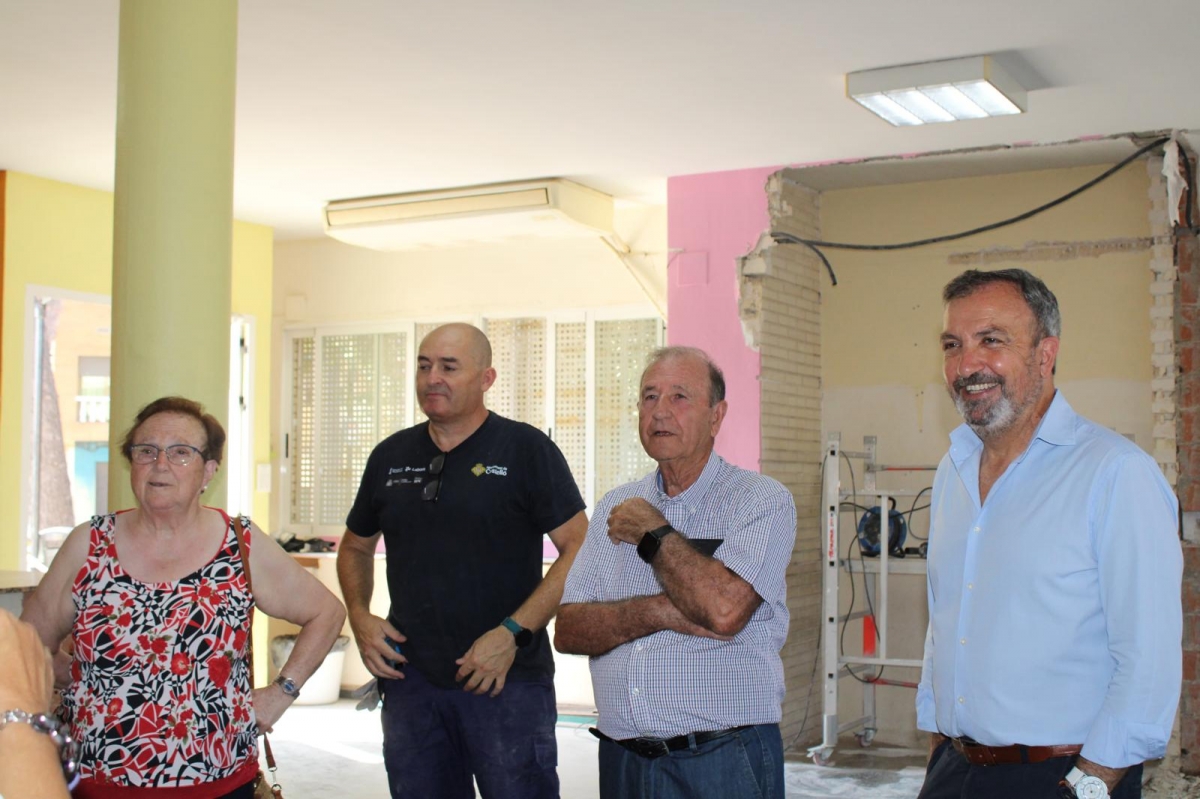 Castelló remodela el centro San Lorenzo con los alumnos de albañilería del Taller de Empleo 16