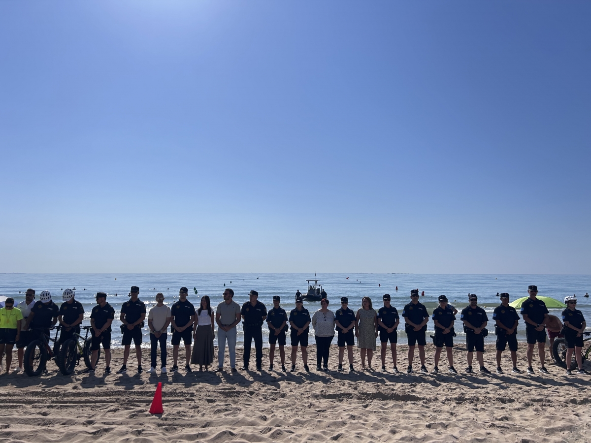 Un dispositivo con 42 efectivos de Policía se encargará de la seguridad en las playas de Elche en verano