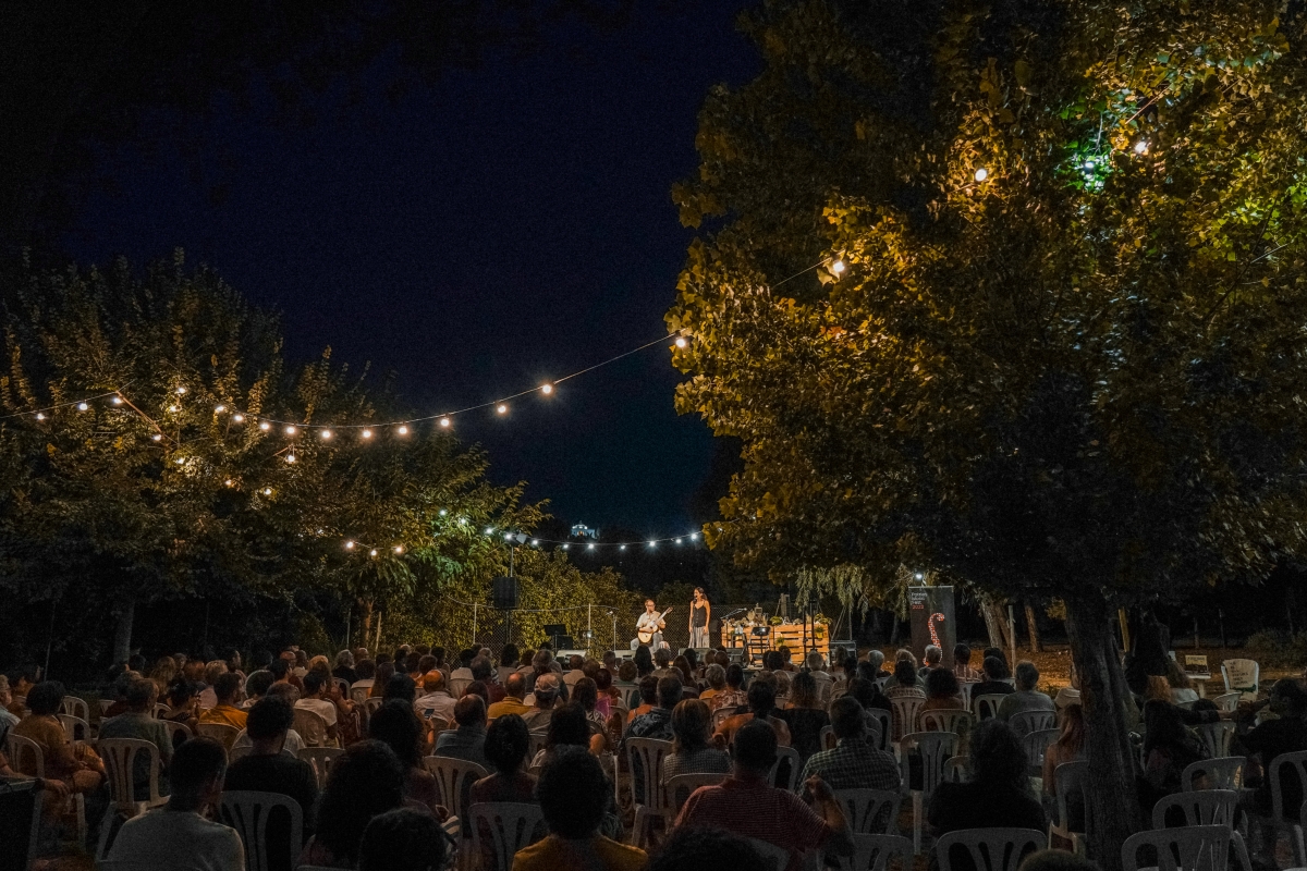 - FESTIVAL POTRIES