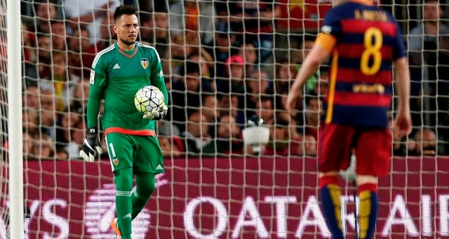 El Valencia dobla su porcentaje de triunfos en la Liga con Alves en portería
