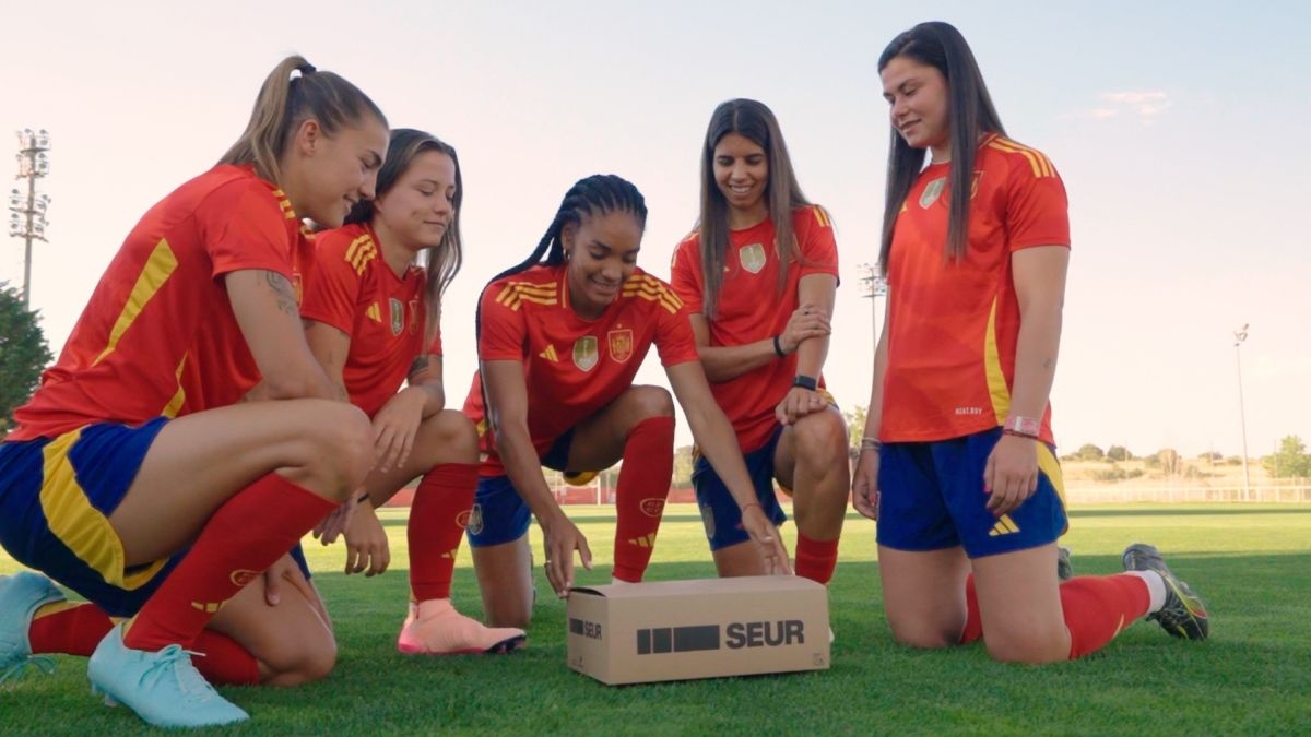 SEUR une a la selección española de fútbol con las pymes afectadas por la dana en su nueva campaña