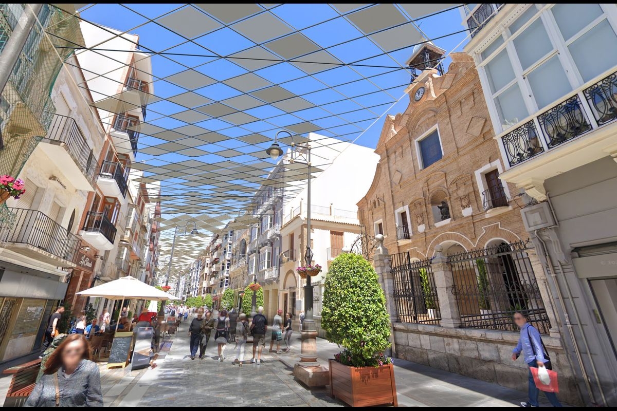 Cartagena pone fecha al Plan Sombra: la calle del Carmen tendrá cobertura en agosto… si no hay más retrasos