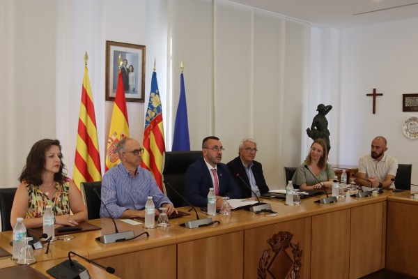 Vila-real sella con la Caixa Rural la compra de la Alquería de Puchol por 280.000 euros