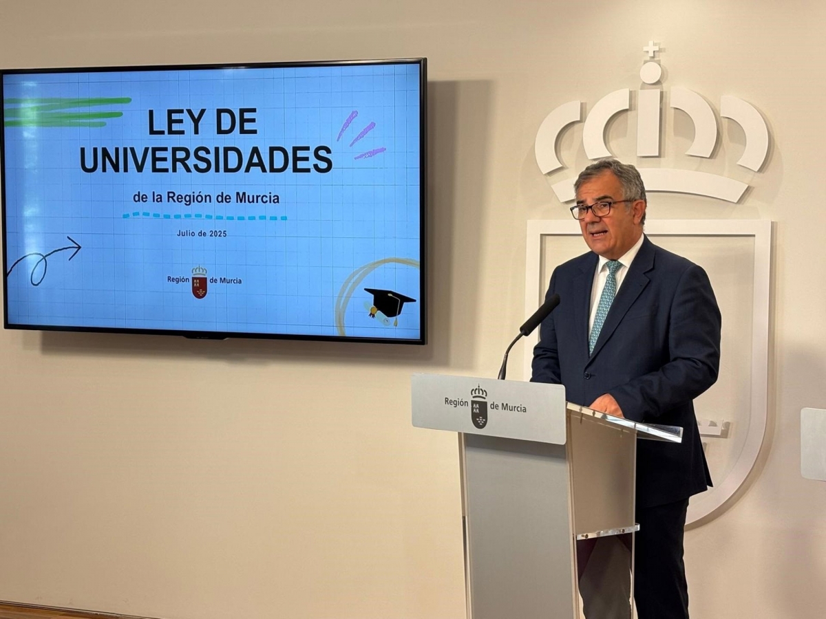 Los universitarios de la Región necesitarán un B2 en otro idioma para aprobar y los profesores deberán investigar 1 de cada 3 horas