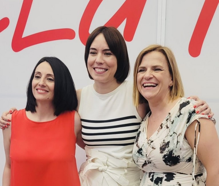Rebeca Torró, Diana Morant y Pilar Bernabé.  - Foto: PSPV