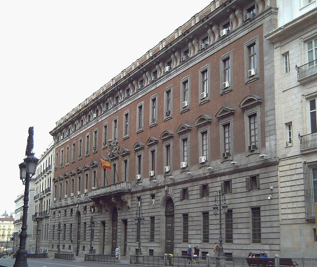 CCOO y UGT se movilizan este martes ante Hacienda por los incumplimientos del Gobierno con los funcionarios
