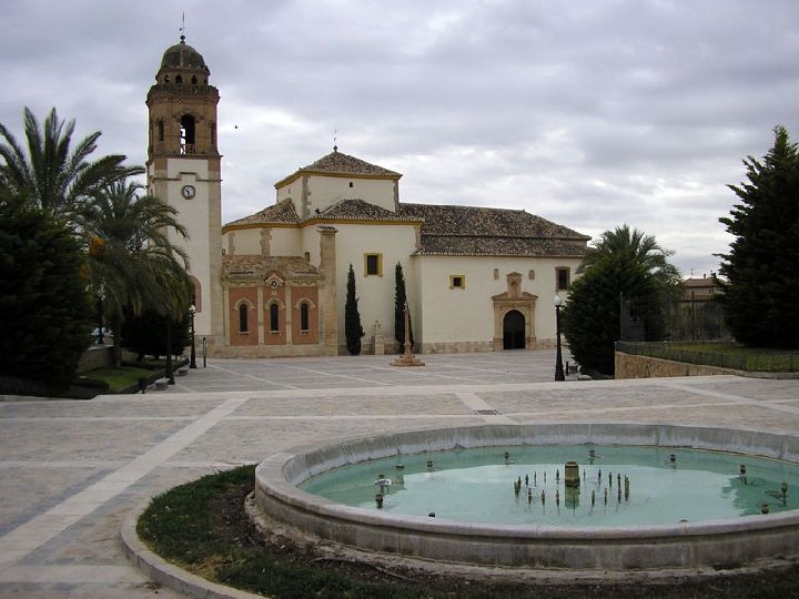 Los misterios y leyendas que rodean a la Virgen de las Huertas de Lorca