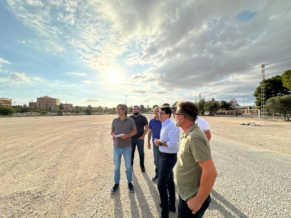 San Vicente convertirá el solar de la Festa en una nueva zona verde de 13.800 metros cuadrados